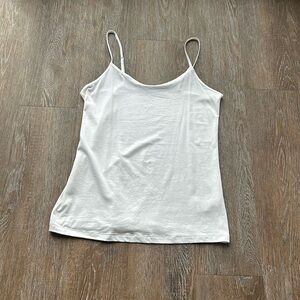 Time and Tru white tank Size: S